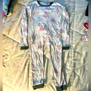 Burt’s Bees Kids, holiday pajamas. Size 10.
